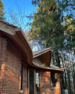 Curvy gutters this week…