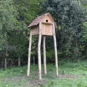 Introducing Otus.
We were recently commissioned by the National trust to create some owl box’s. Having
Ideal landscapes but no suitable buildings or dead trees for the owls to live and nest in.
Otus offers a solution.
The large nesting box will deter’s jackdaws and squirrels and the hope is it will lead to more owlets hatching and surviving.
#owlbox #owlboxes #barnowl #barnowls #nayional #NationalTrust #artizan #buildingbeautiful #sdnp #southdownsnationalpark #nationalparks #landowner #landowners #built #unique #builtbyartizans #nature #natural #naturalbeauty